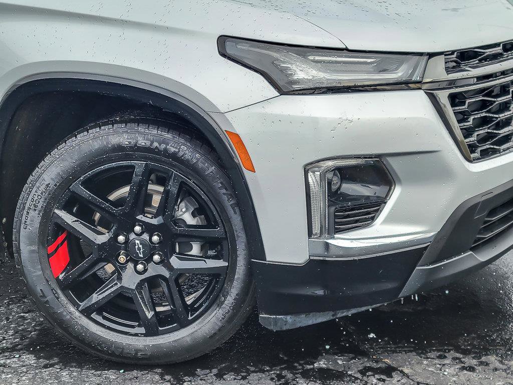 Certified 2022 Chevrolet Traverse Premier w/ Redline Edition image 3