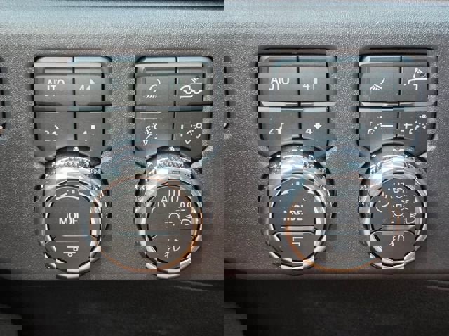 New 2026 GMC Sierra 1500 SLT w/ SLT Premium Plus Package image 21