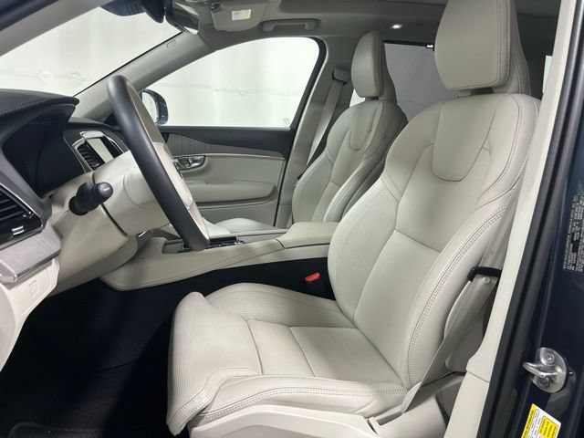 Certified 2025 Volvo XC90 B5 Ultra AWD/4WD image 9