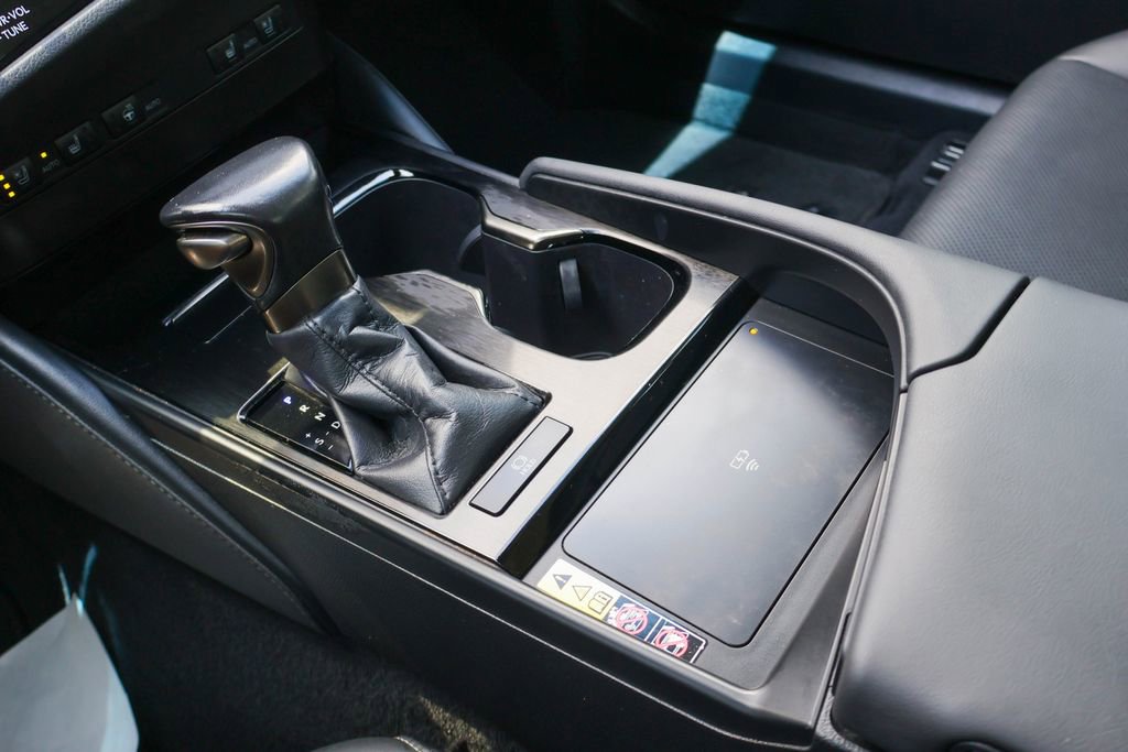 Used 2023 Lexus ES 350 w/ Premium Package FWD image 18