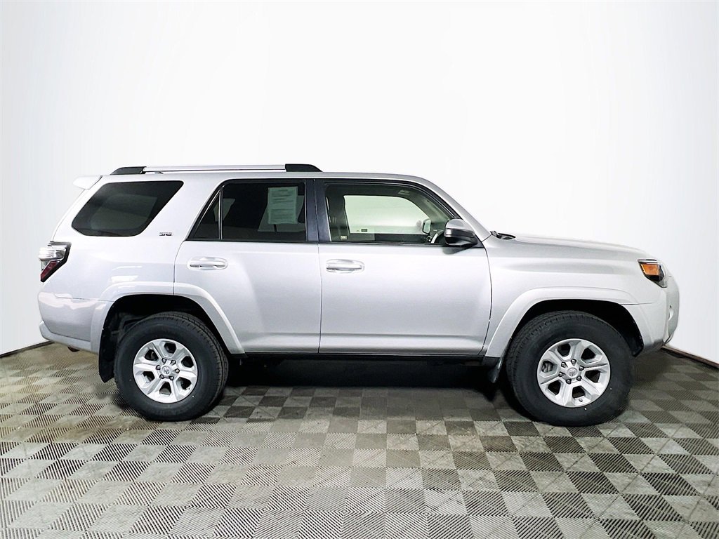 Certified 2019 Toyota 4Runner SR5 image 9