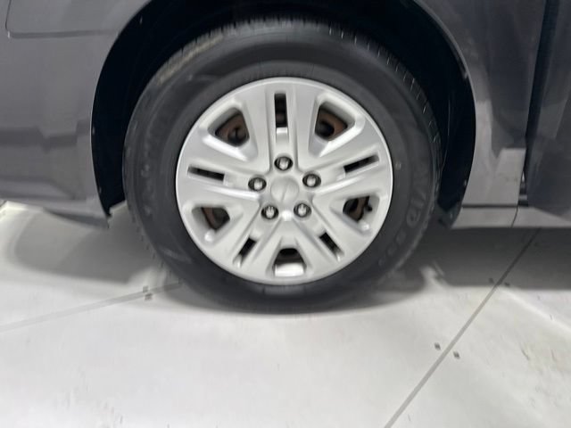 Used 2020 Dodge Grand Caravan SE w/ UConnect Hands-Free Group FWD image 5