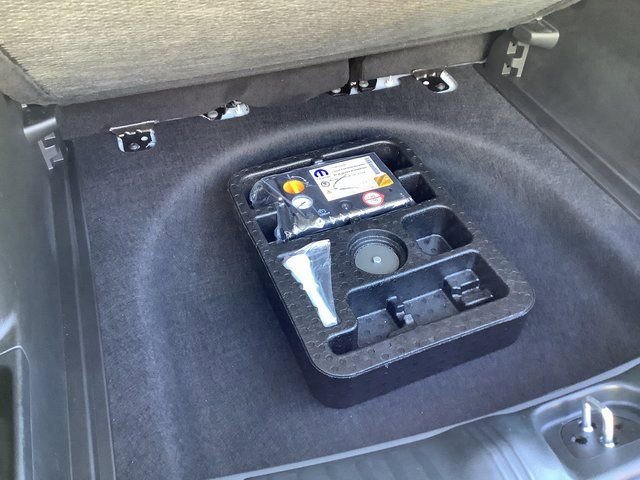 Used 2025 Jeep Compass Latitude w/ Convenience Group image 28