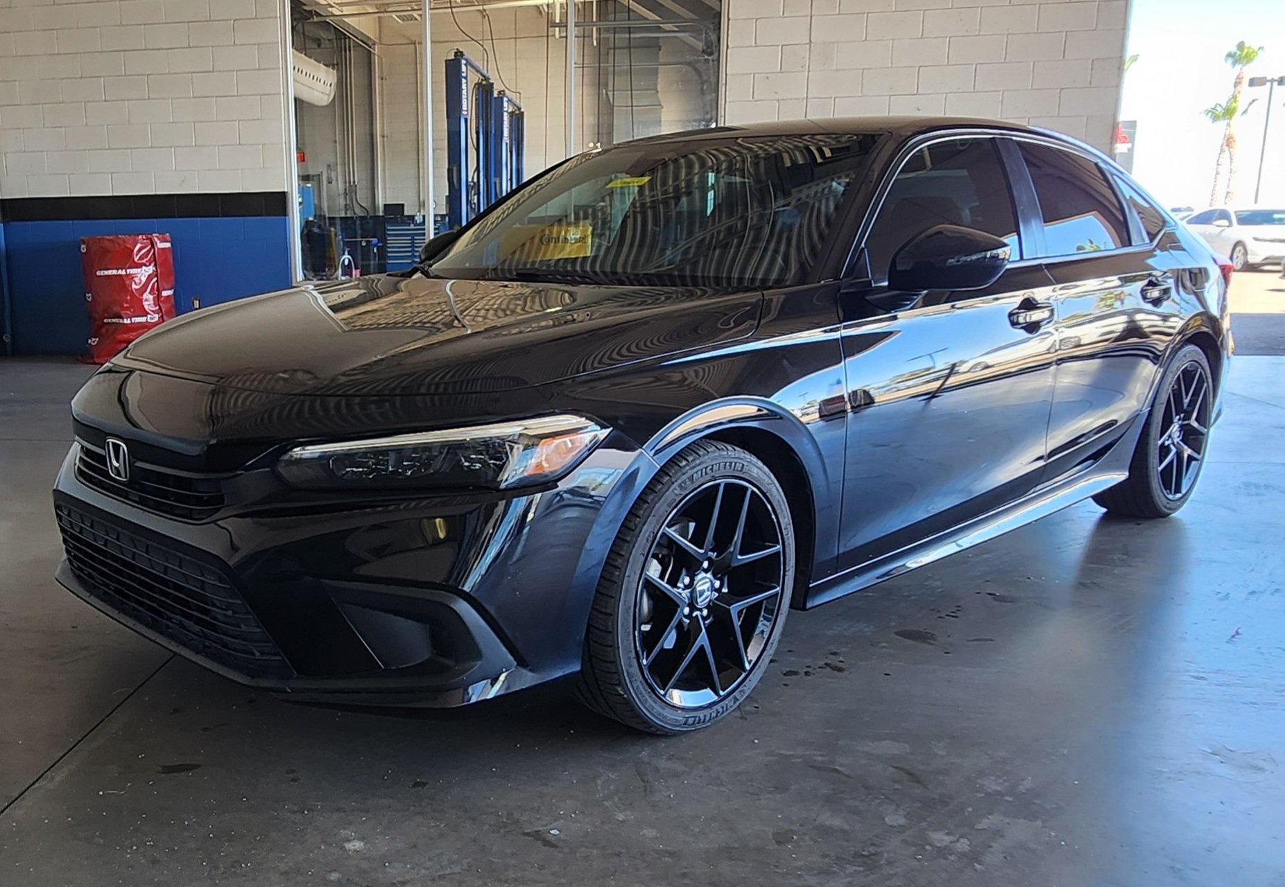 Used 2022 Honda Civic Sport image 1