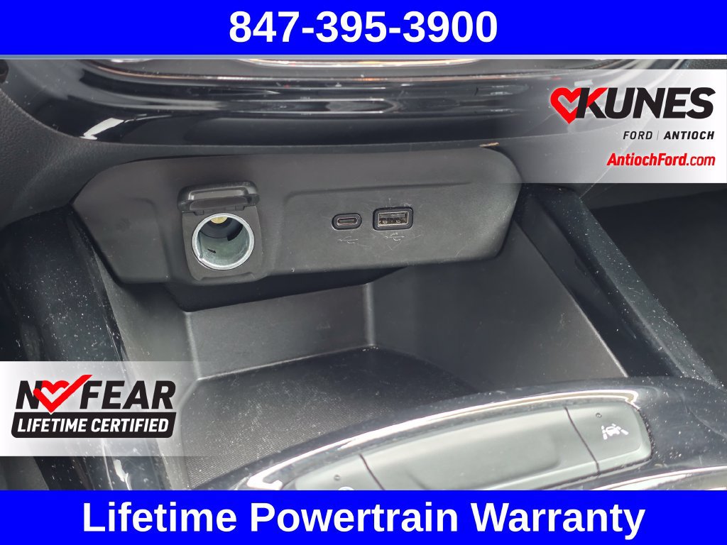 Used 2025 Chevrolet Trax LT FWD image 43