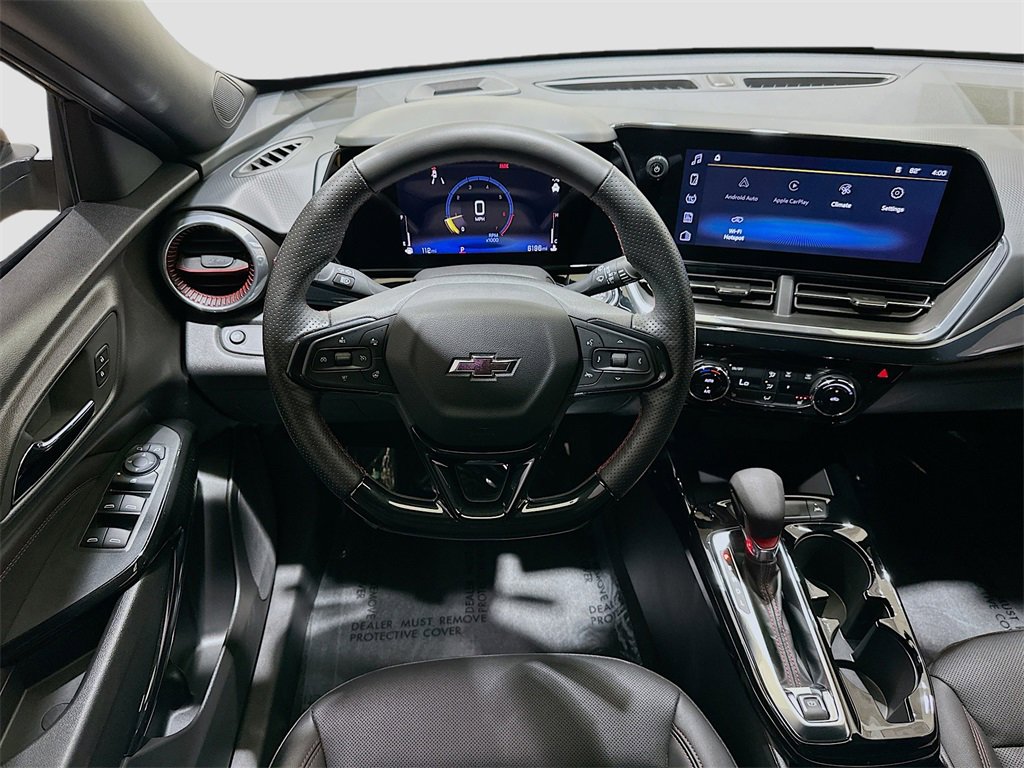 Used 2025 Chevrolet Trax RS w/ Driver Confidence Package image 21