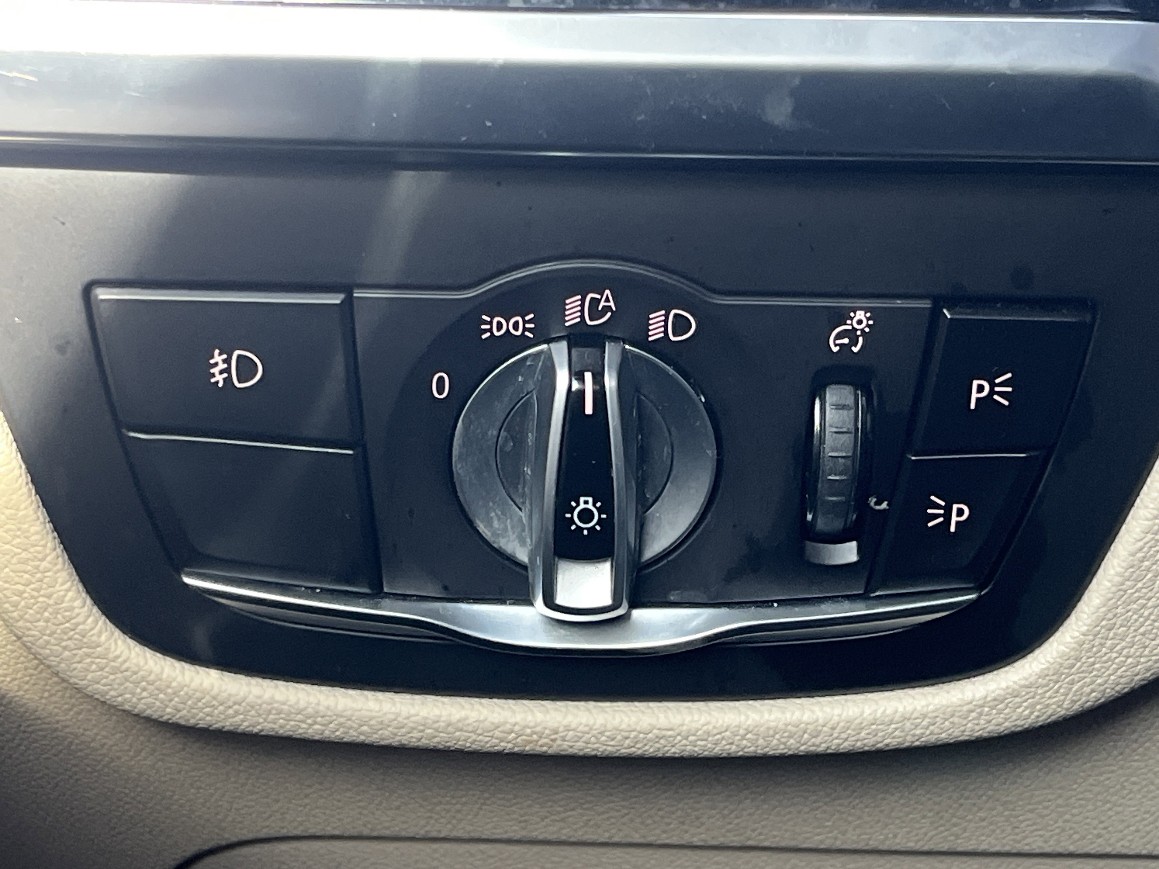 Used 2020 BMW X3 sDrive30i w/ Convenience Package image 13