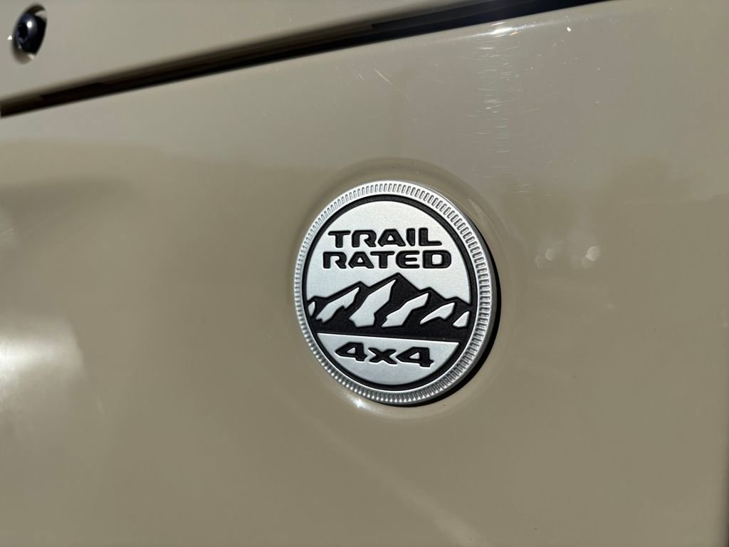 Used 2020 Jeep Gladiator Sport w/ Quick Order Package 24S image 13