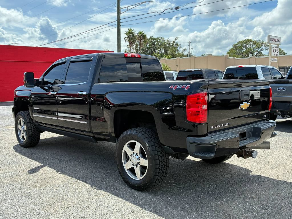 Used 2016 Chevrolet Silverado 2500 LTZ w/ Duramax Plus Package AWD/4WD image 3