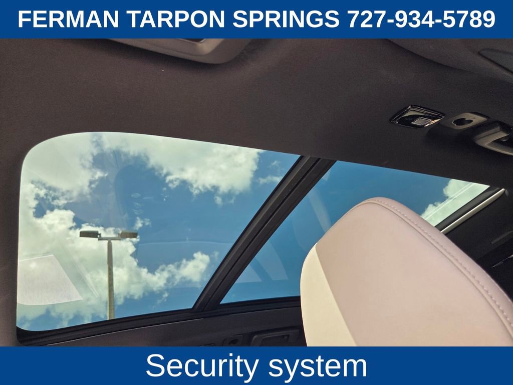 Certified 2025 Volvo XC90 B6 Plus image 24