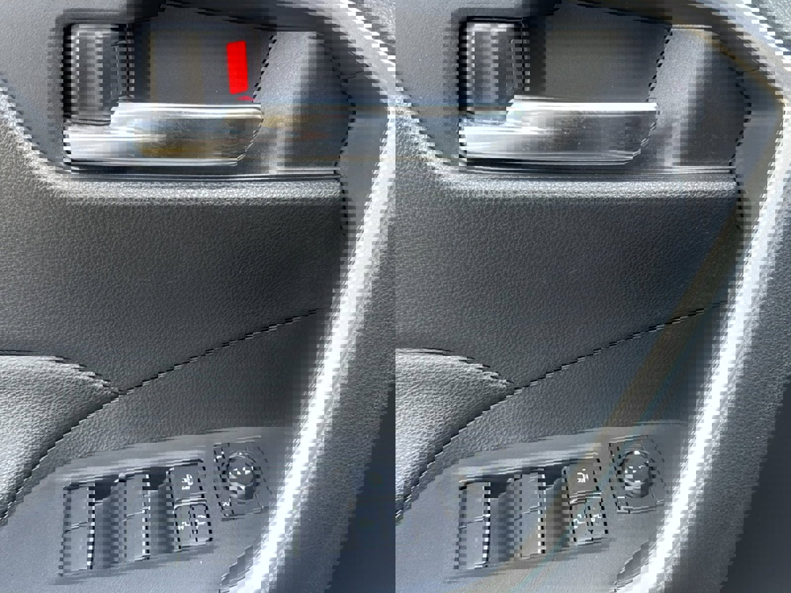 Used 2022 Toyota RAV4 SE w/ Weather & Moonroof Package image 15