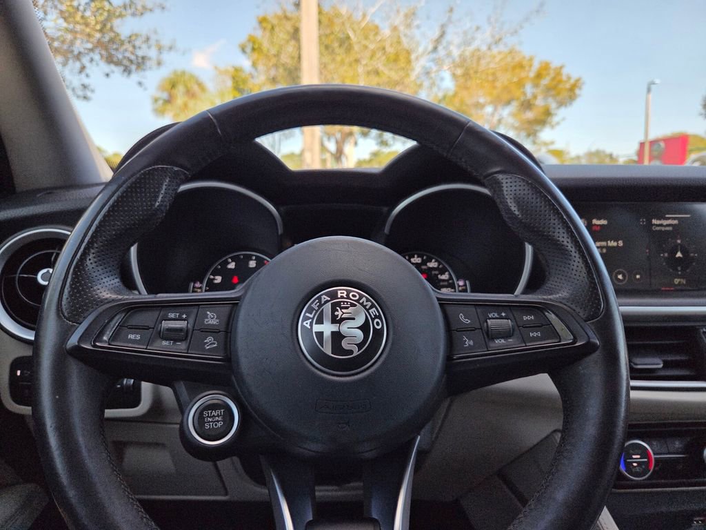 Used 2020 Alfa Romeo Stelvio Ti w/ Active Blind Spot Package image 24