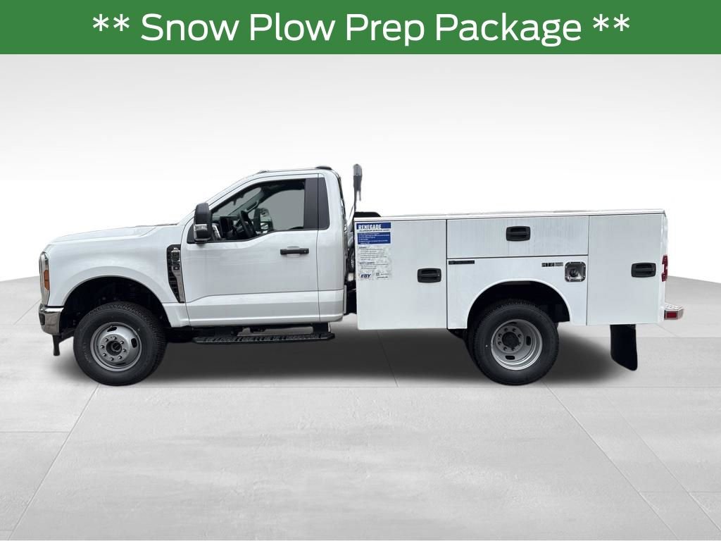 New 2026 Ford F350 XL w/ XL Chrome Package AWD/4WD image 2