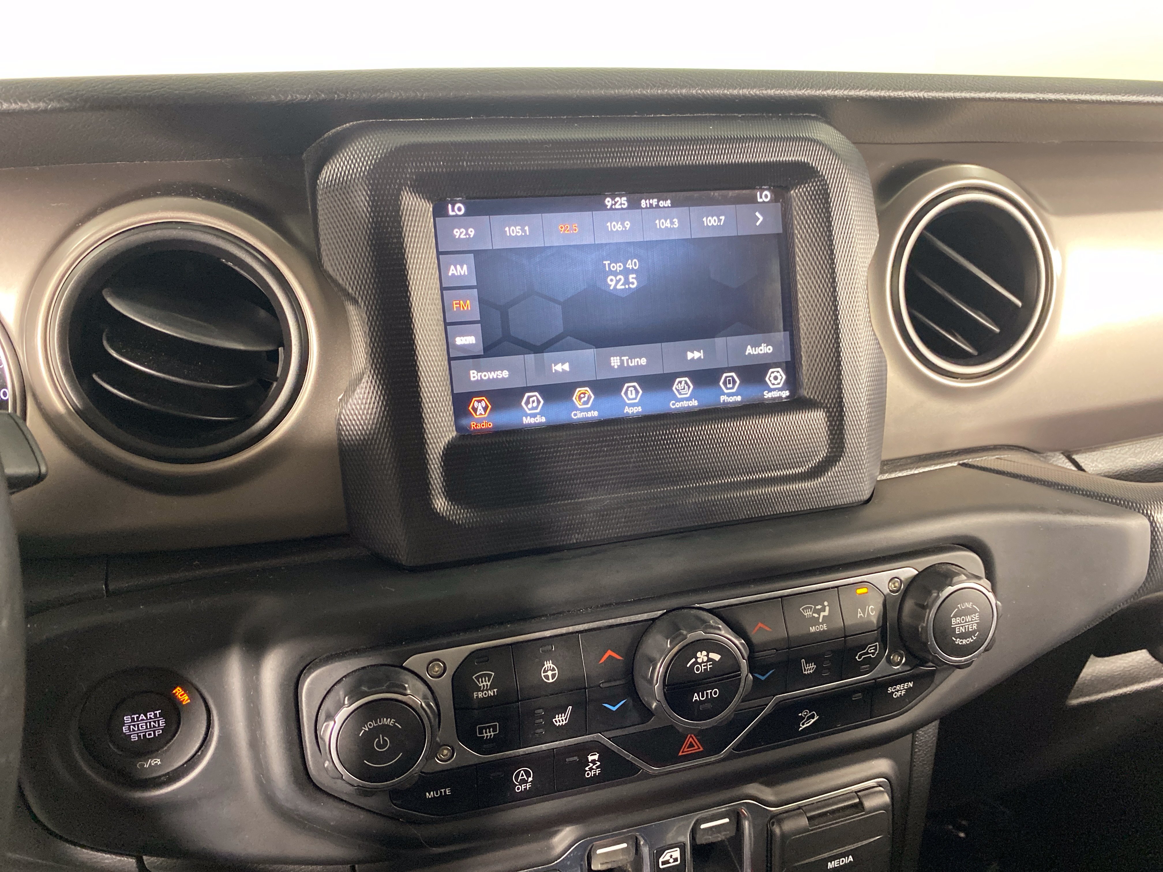 Used 2020 Jeep Wrangler Unlimited Sport S AWD/4WD image 27