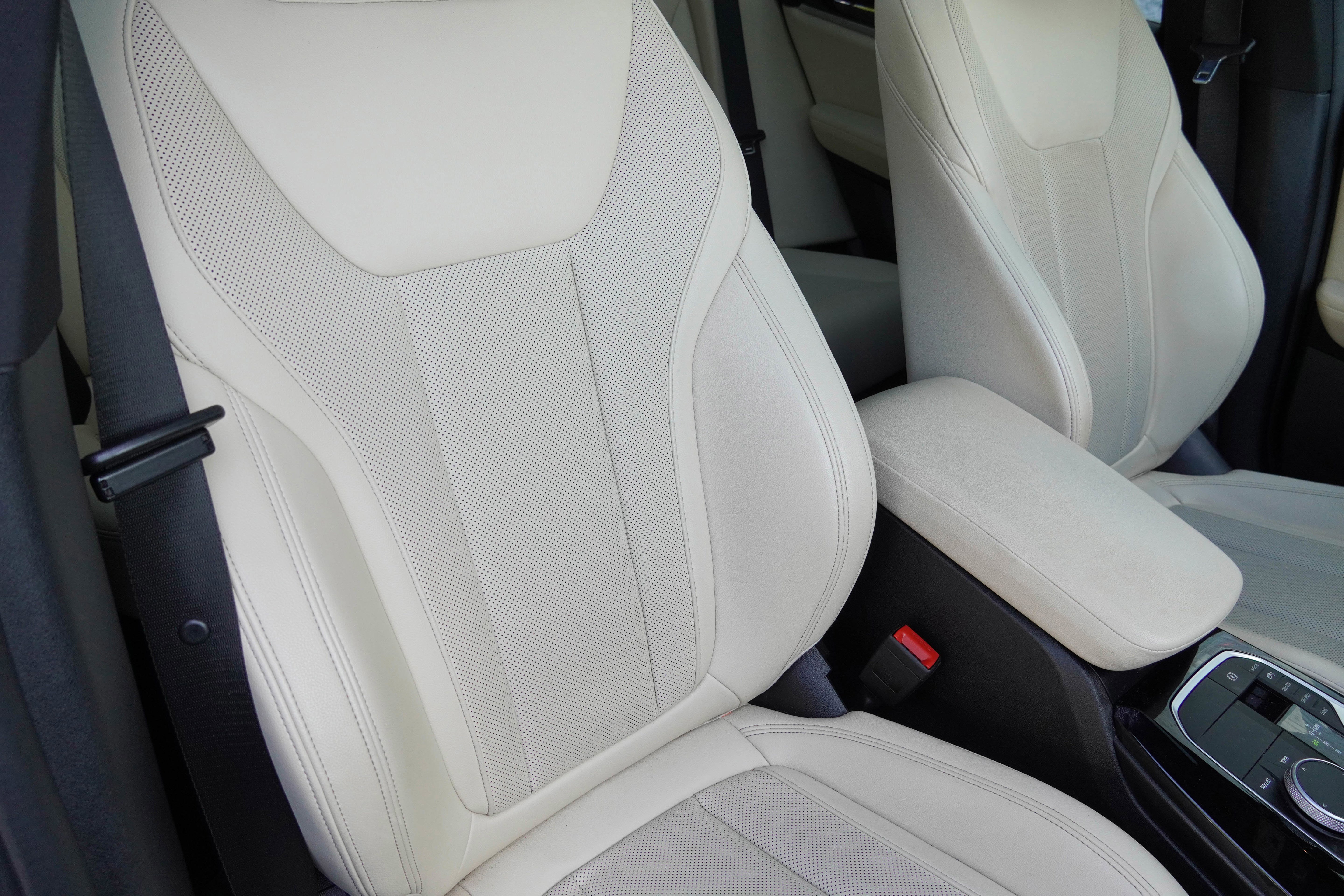 Certified 2023 BMW X3 xDrive30i w/ Premium Package image 13