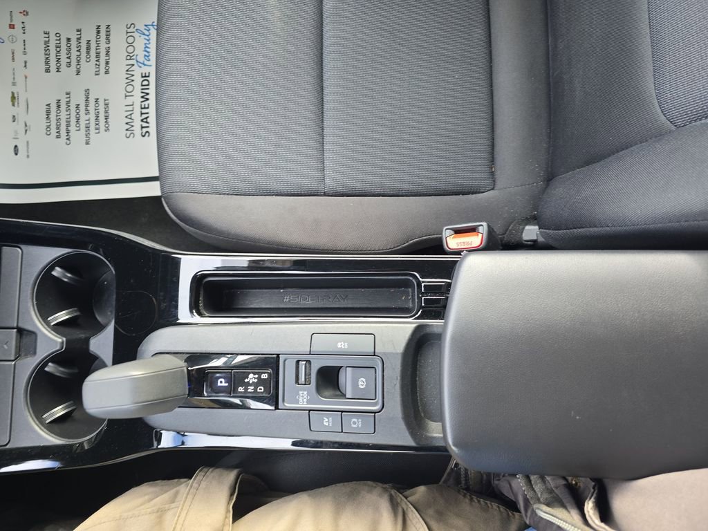 Used 2024 Toyota Prius LE image 26