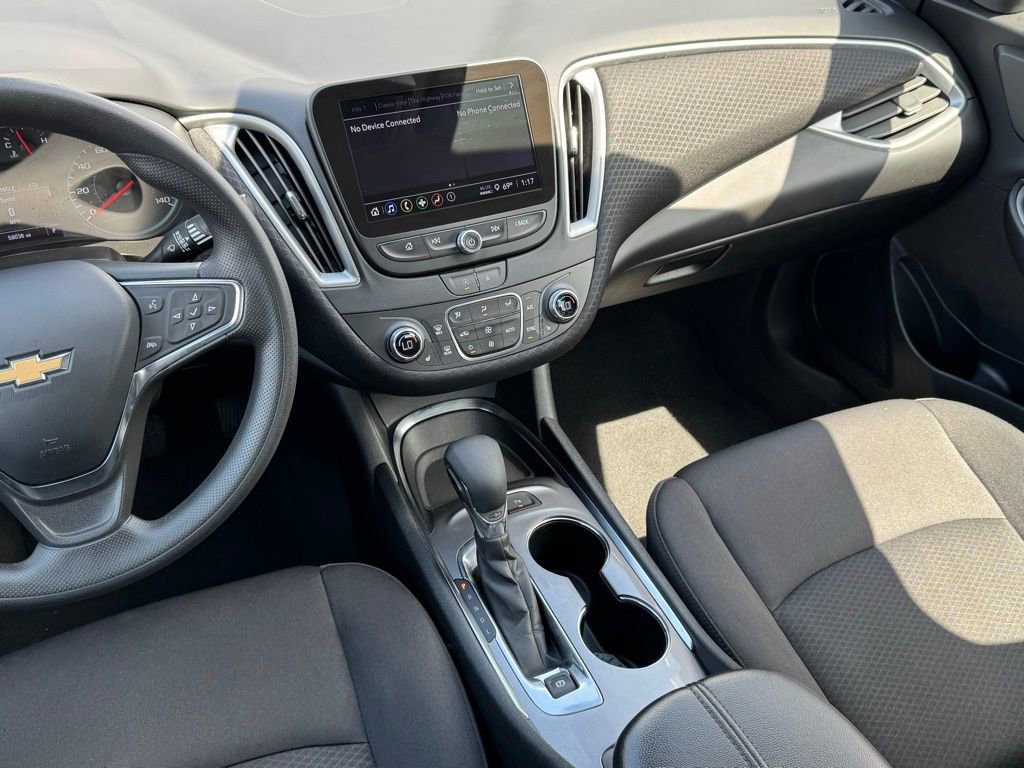 Used 2024 Chevrolet Malibu LT FWD image 26