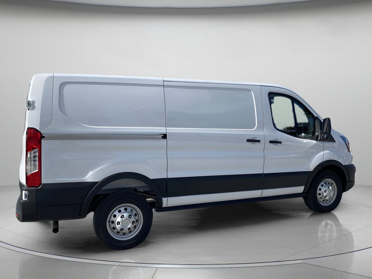 New 2026 Ford Transit 250 Low Roof AWD image 4