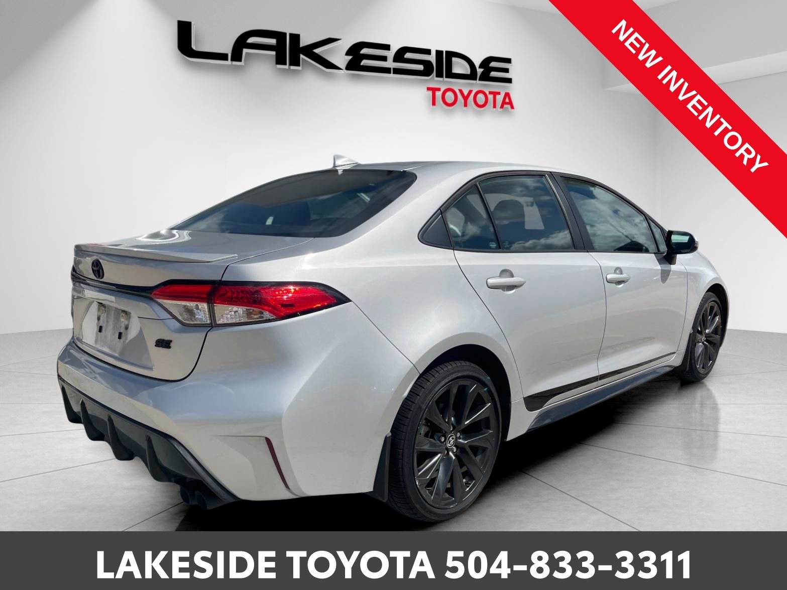 Used 2023 Toyota Corolla SE image 6