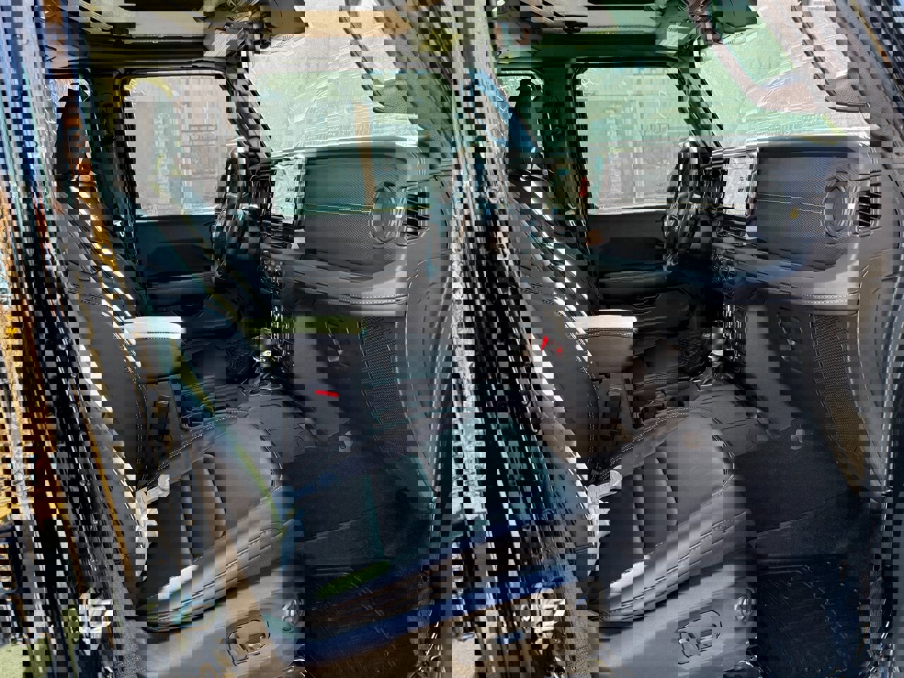 Used 2024 Jeep Wrangler Unlimited Rubicon 392 image 11