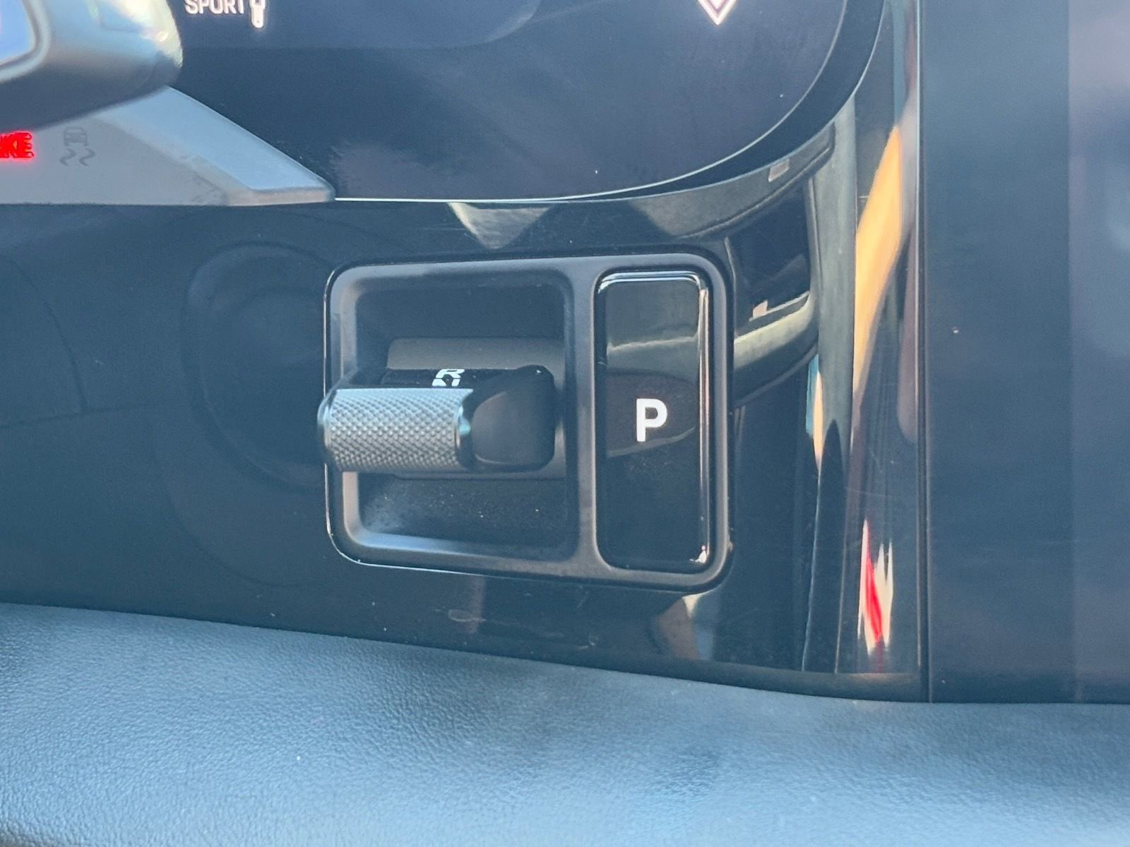 Used 2023 Porsche Taycan image 28