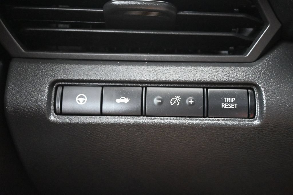 Used 2020 Nissan Altima 2.5 SL FWD image 21