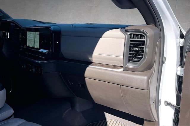 Used 2026 Chevrolet Silverado 1500 LT AWD/4WD image 16