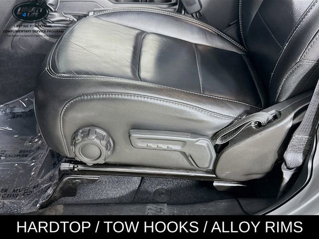 Used 2019 Jeep Wrangler Unlimited Sahara image 19