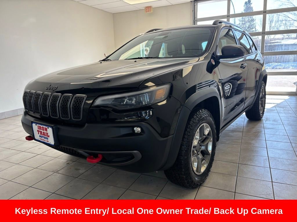 Used 2019 Jeep Cherokee Trailhawk AWD/4WD image 1
