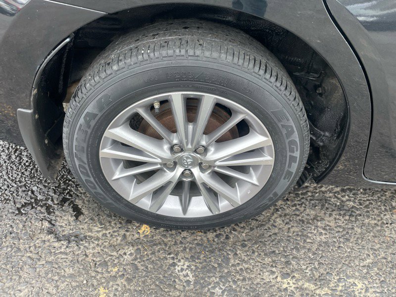 Used 2014 Toyota Corolla LE image 13