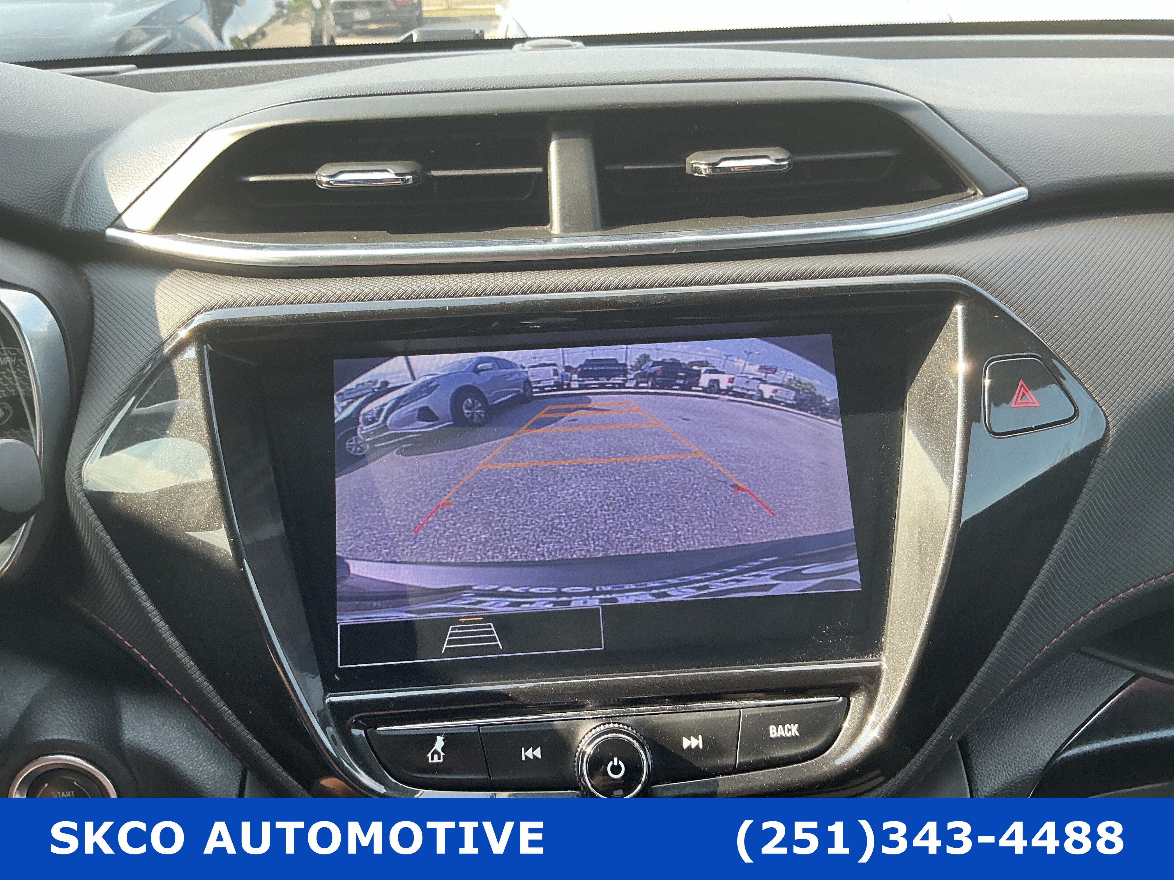 Used 2021 Chevrolet TrailBlazer RS w/ Convenience Package FWD image 27