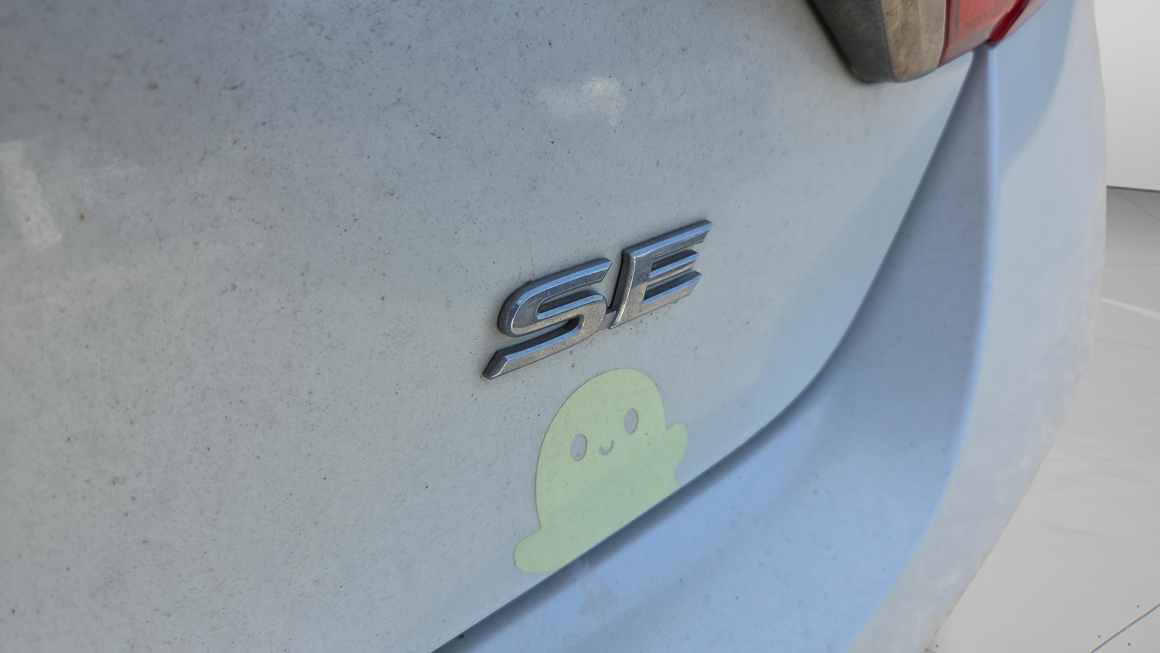 Used 2015 Toyota Camry SE w/ Moonroof Package FWD image 31