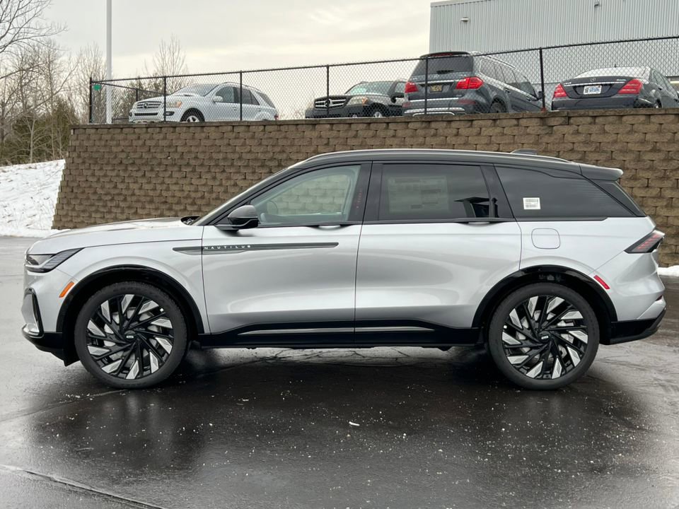 New 2026 Lincoln Nautilus Reserve w/ Jet Appearance Package AWD/4WD image 38