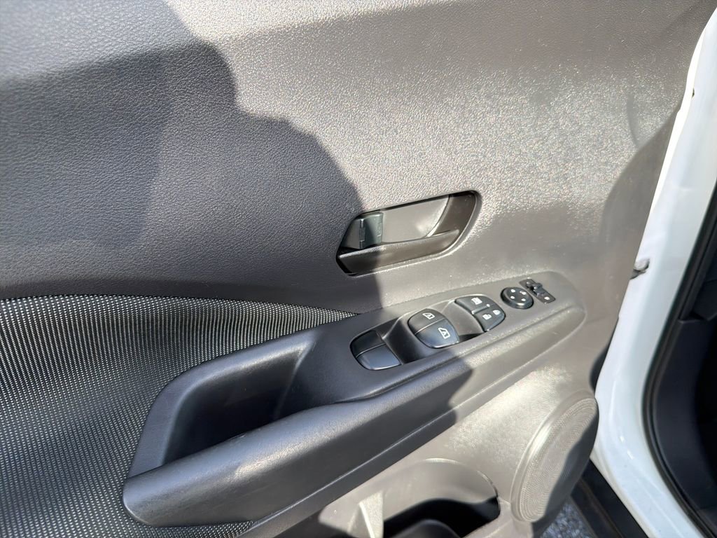 Used 2019 Nissan Kicks S w/ Exterior Electronics Package FWD image 13
