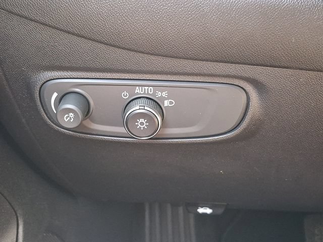 Certified 2023 Chevrolet Equinox LT FWD image 24