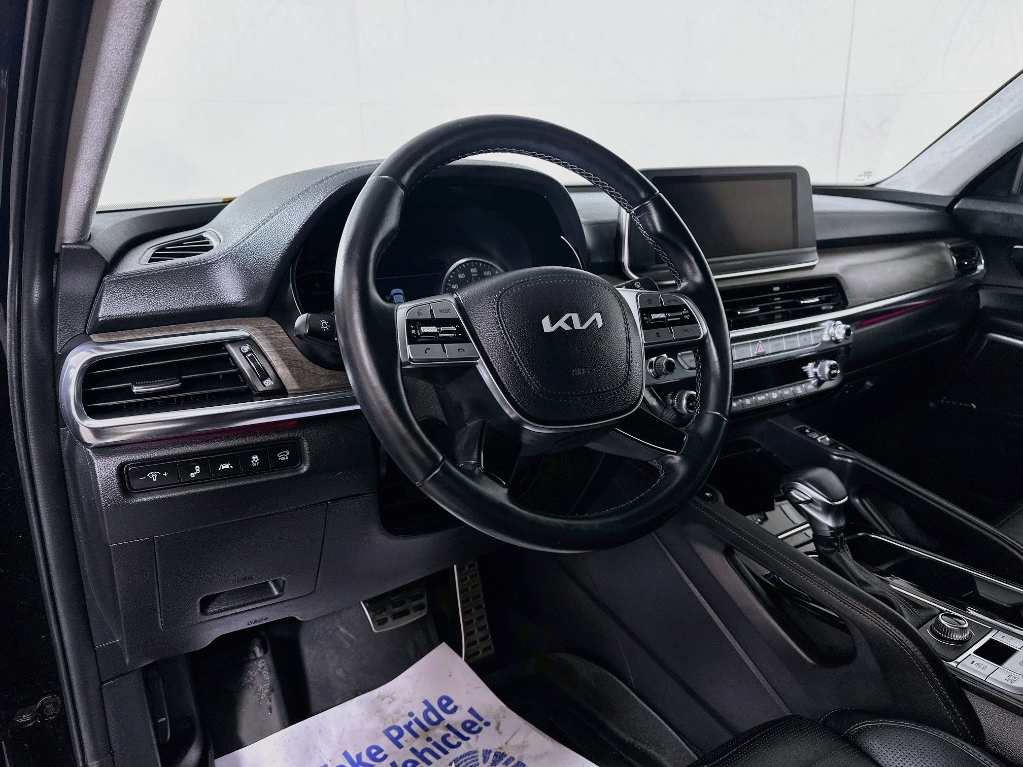 Certified 2022 Kia Telluride SX w/ SX Prestige Package AWD/4WD image 9