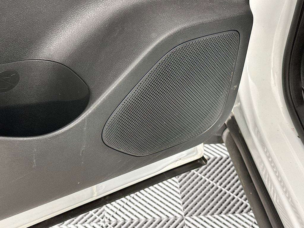 Certified 2023 Nissan Rogue S image 27