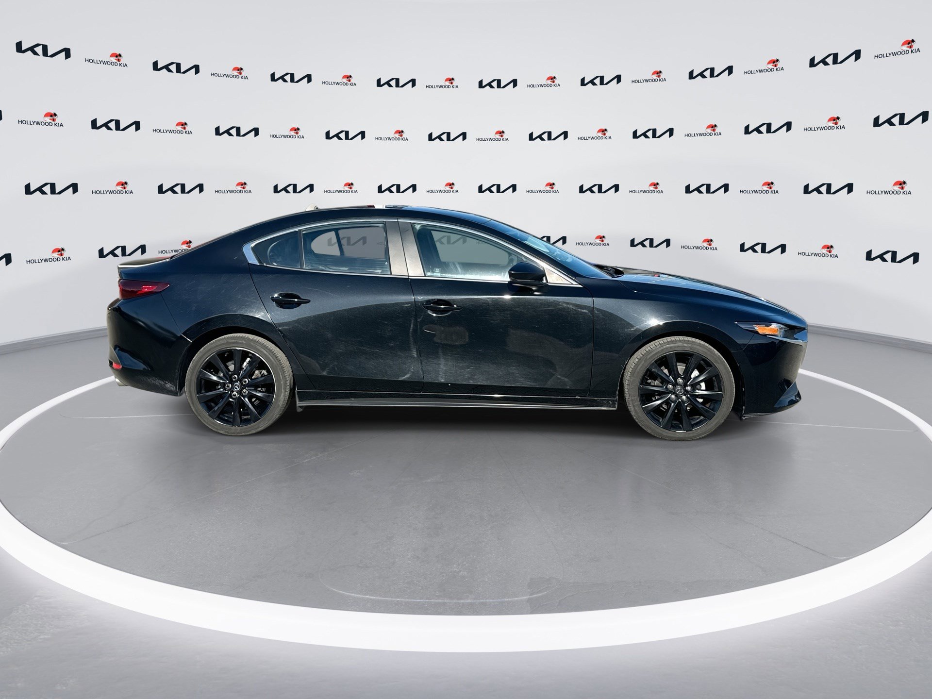 Used 2024 MAZDA MAZDA3 s FWD image 9