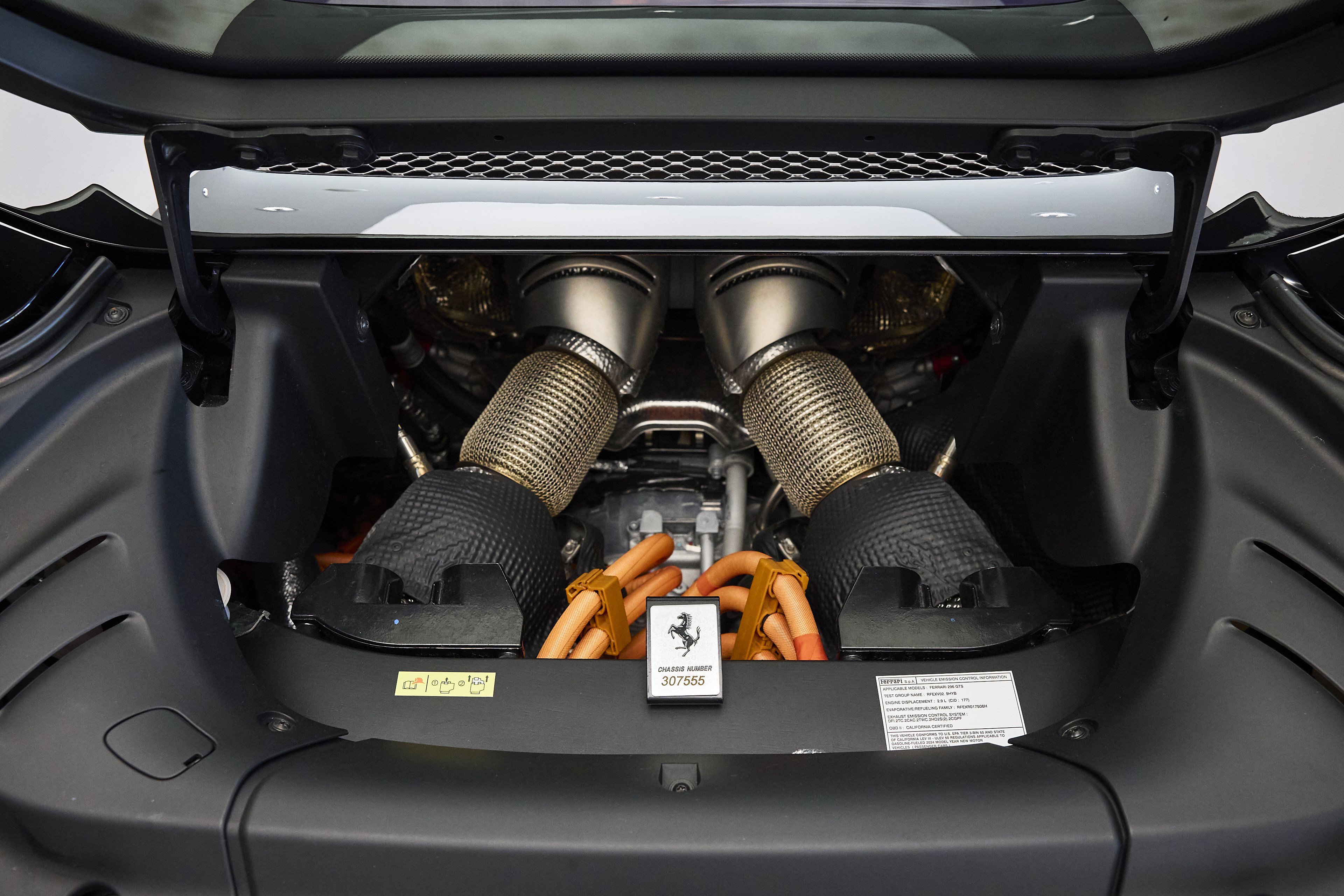 Used 2024 Ferrari 296 GTS image 15