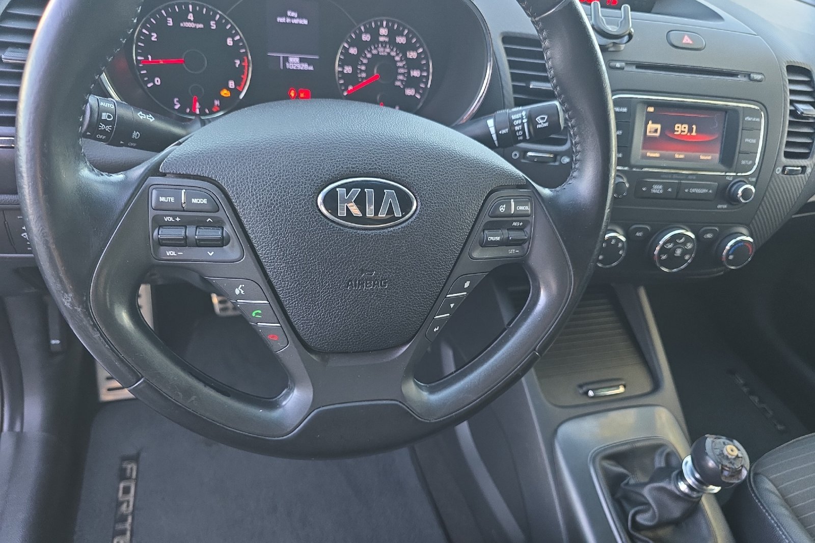 Used 2015 Kia Forte Koup SX FWD image 13