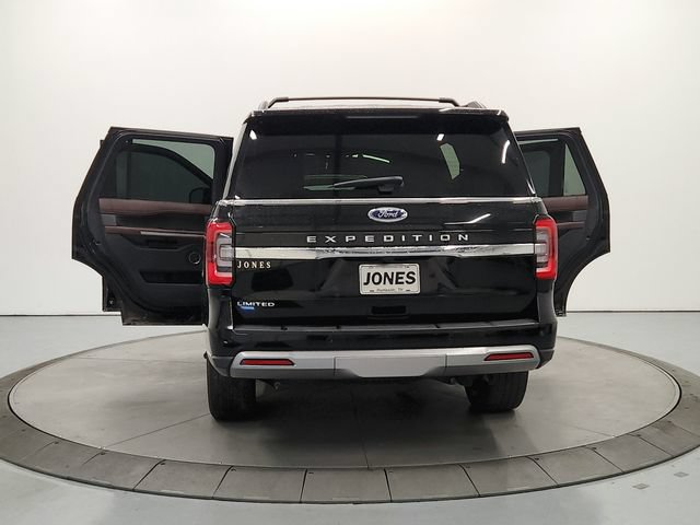 Used 2023 Ford Expedition Limited RWD image 15