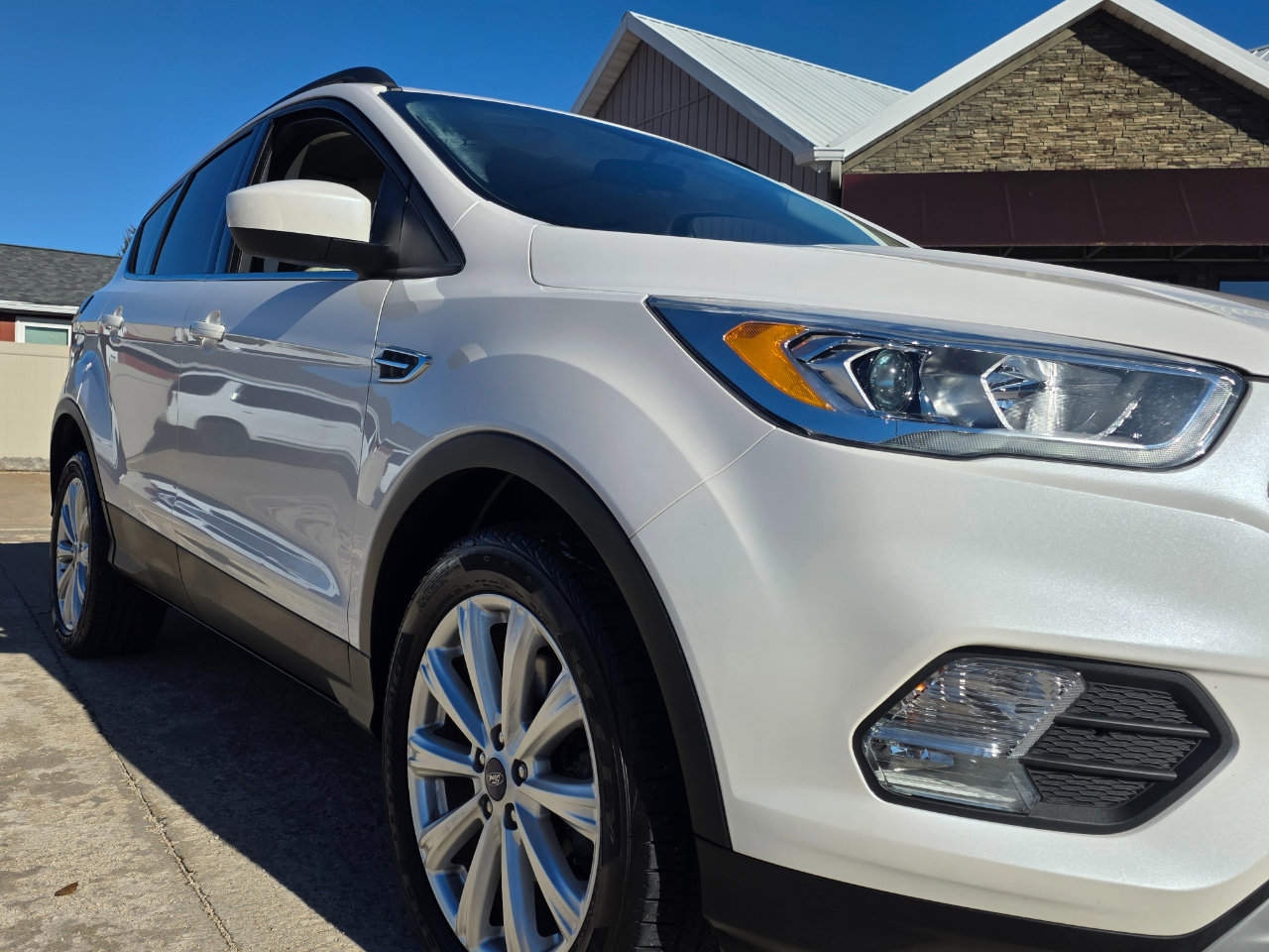 Used 2019 Ford Escape SEL image 26