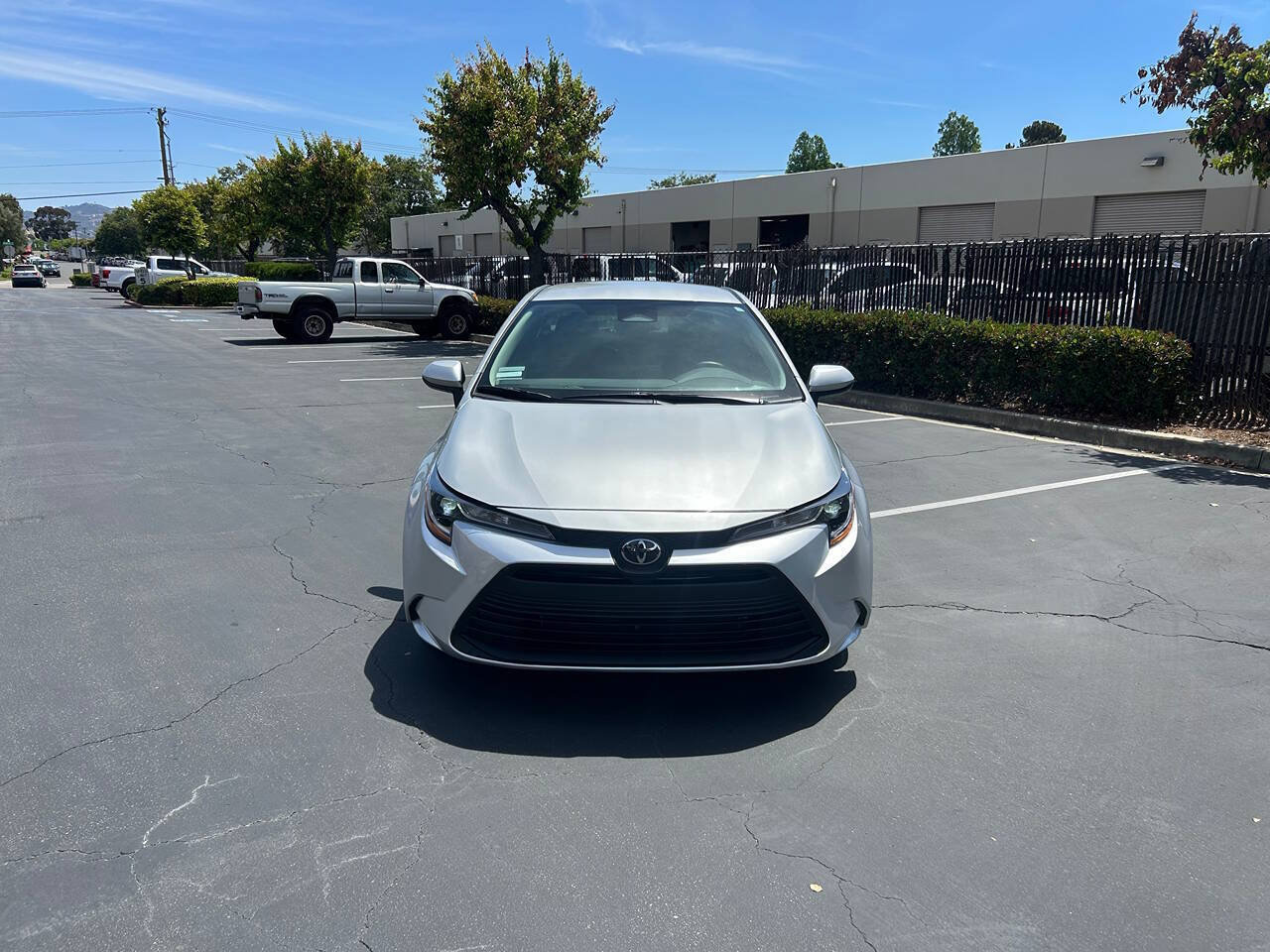 Used 2026 Toyota Corolla LE FWD image 8