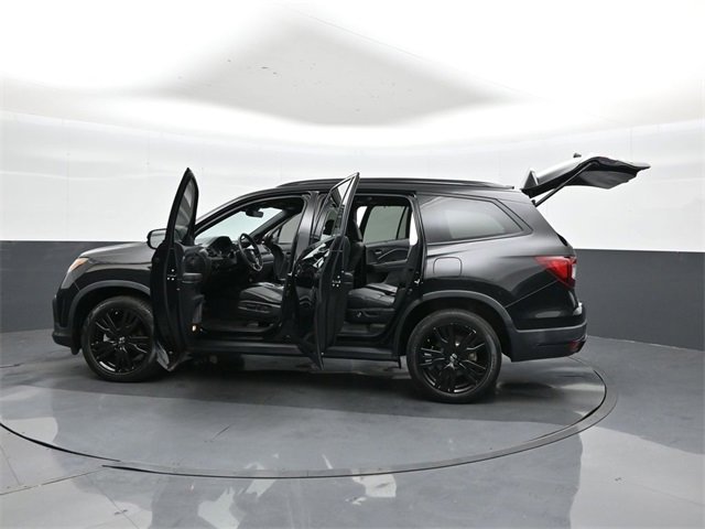 Used 2022 Honda Pilot Black Edition image 44