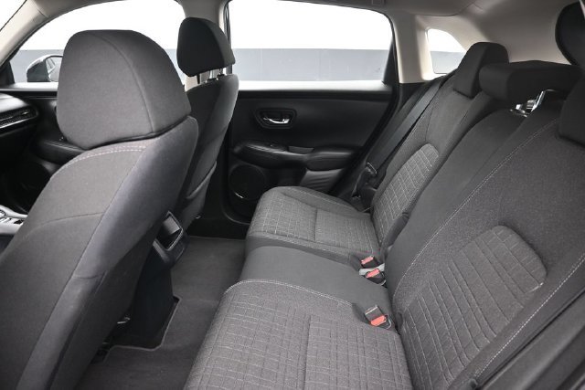 Used 2024 Honda HR-V LX image 11