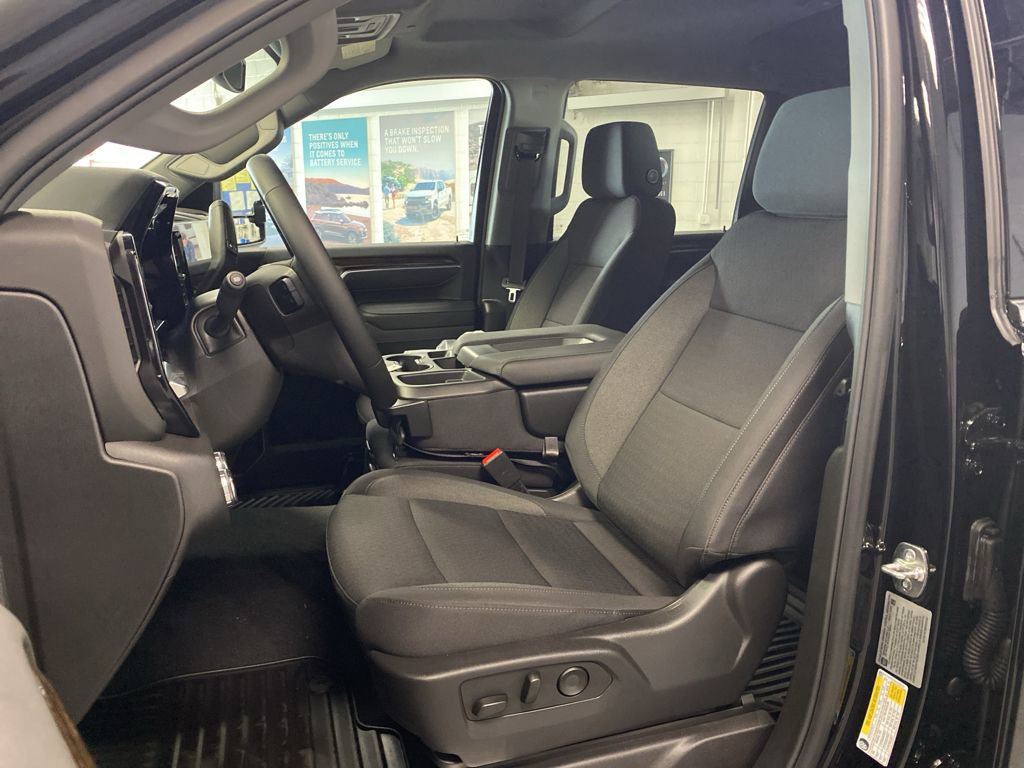 New 2025 GMC Sierra 3500 SLE w/ SLE Value Package image 12
