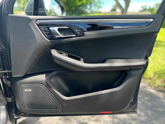 Used 2020 Porsche Macan S image 18