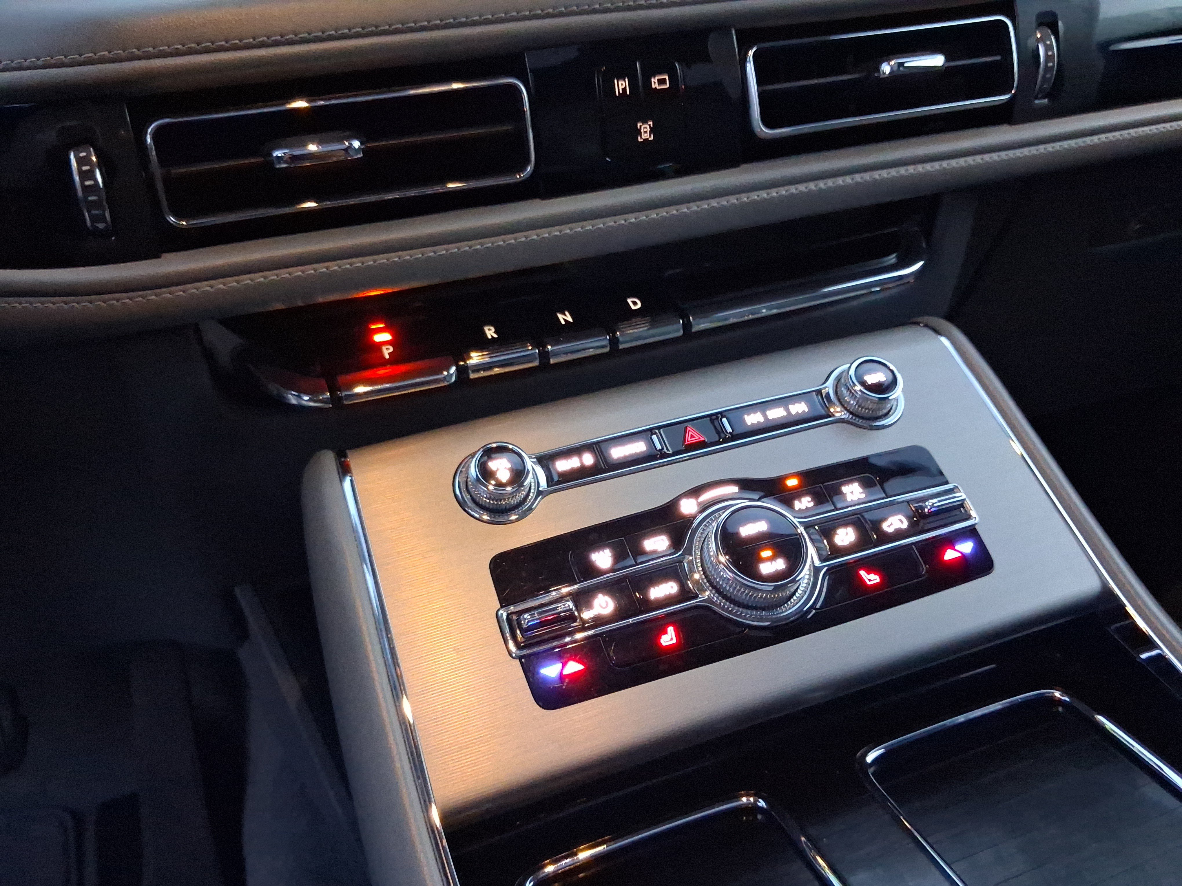 Used 2021 Lincoln Aviator Reserve RWD image 19