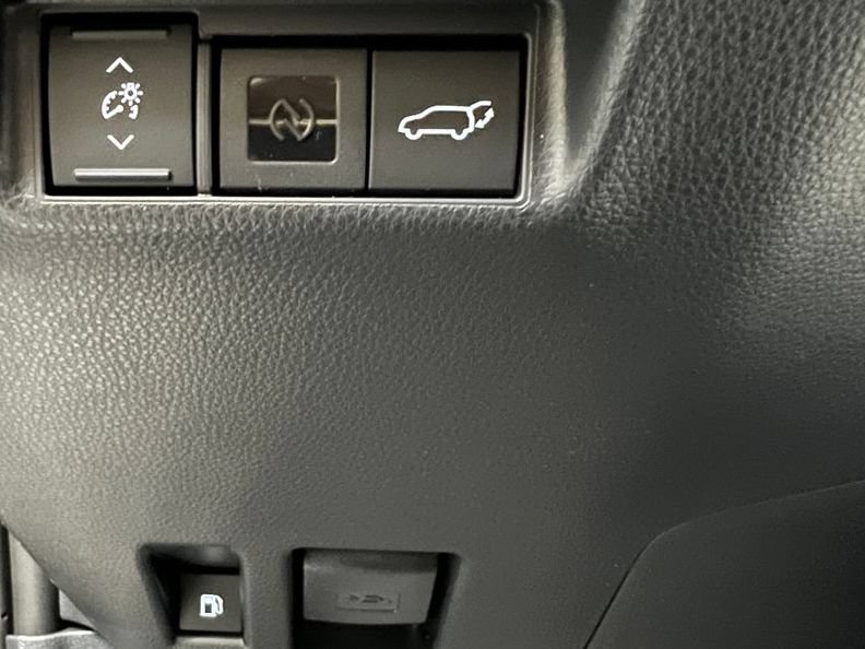 New 2026 Toyota RAV4 XSE w/ Weather Package AWD/4WD image 45