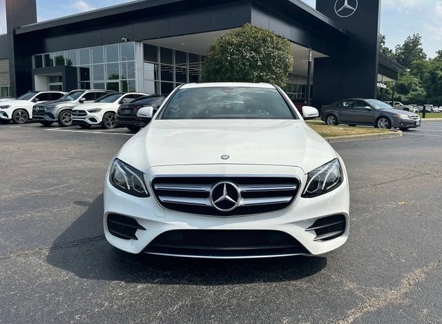 Certified 2017 Mercedes-Benz E 300 4MATIC image 3